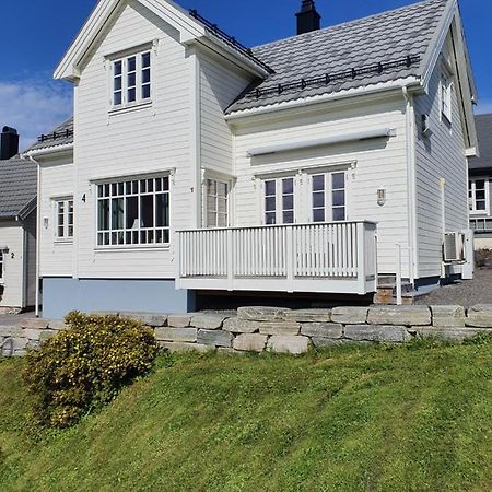 Trygheim Feriehus Bud Exteriér fotografie